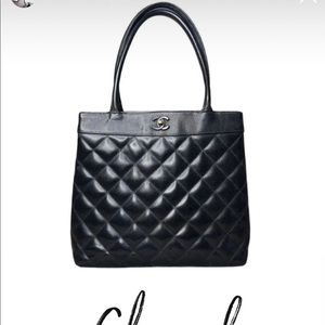 Vintage Chanel Black Caviar CC Tote Shoulder Bag